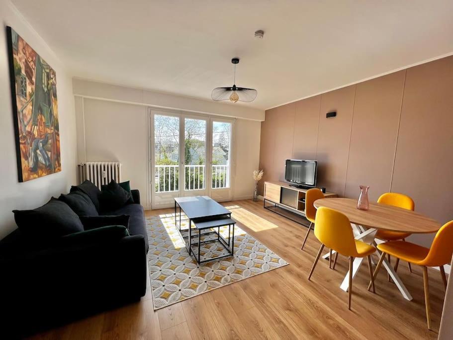 T2 Lumineux Refais A Neuf Avec Parking ! Apartment Лориан Екстериор снимка