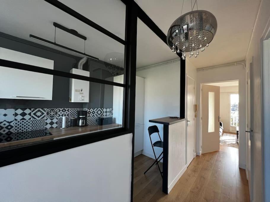 T2 Lumineux Refais A Neuf Avec Parking ! Apartment Лориан Екстериор снимка